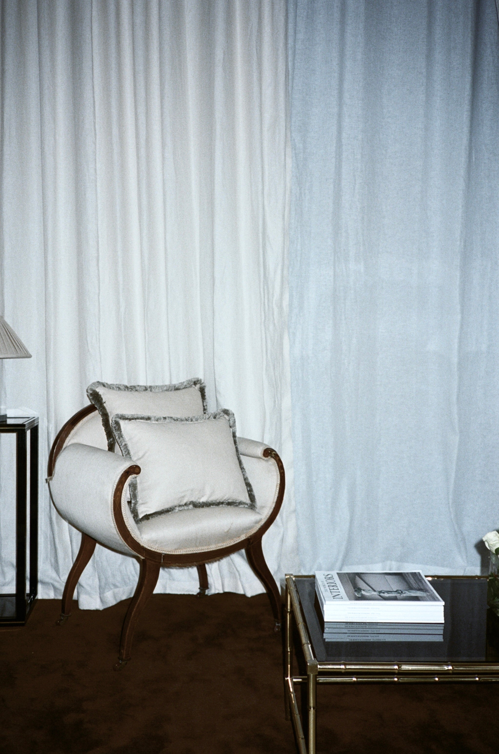 Fringed cushion in hanbury linen - cornsilk