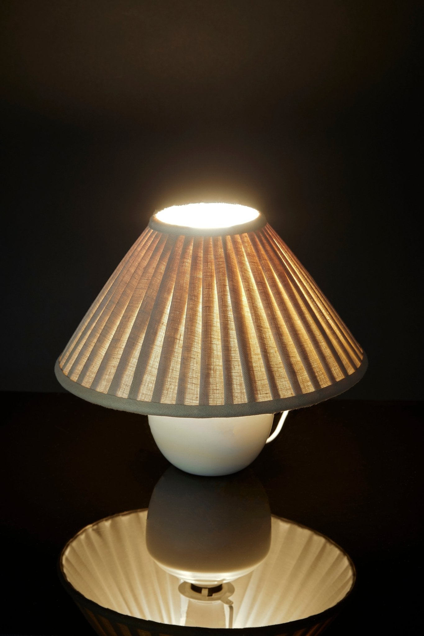 Coolie knife pleat shade - hanbury cornsilk - East London Cloth