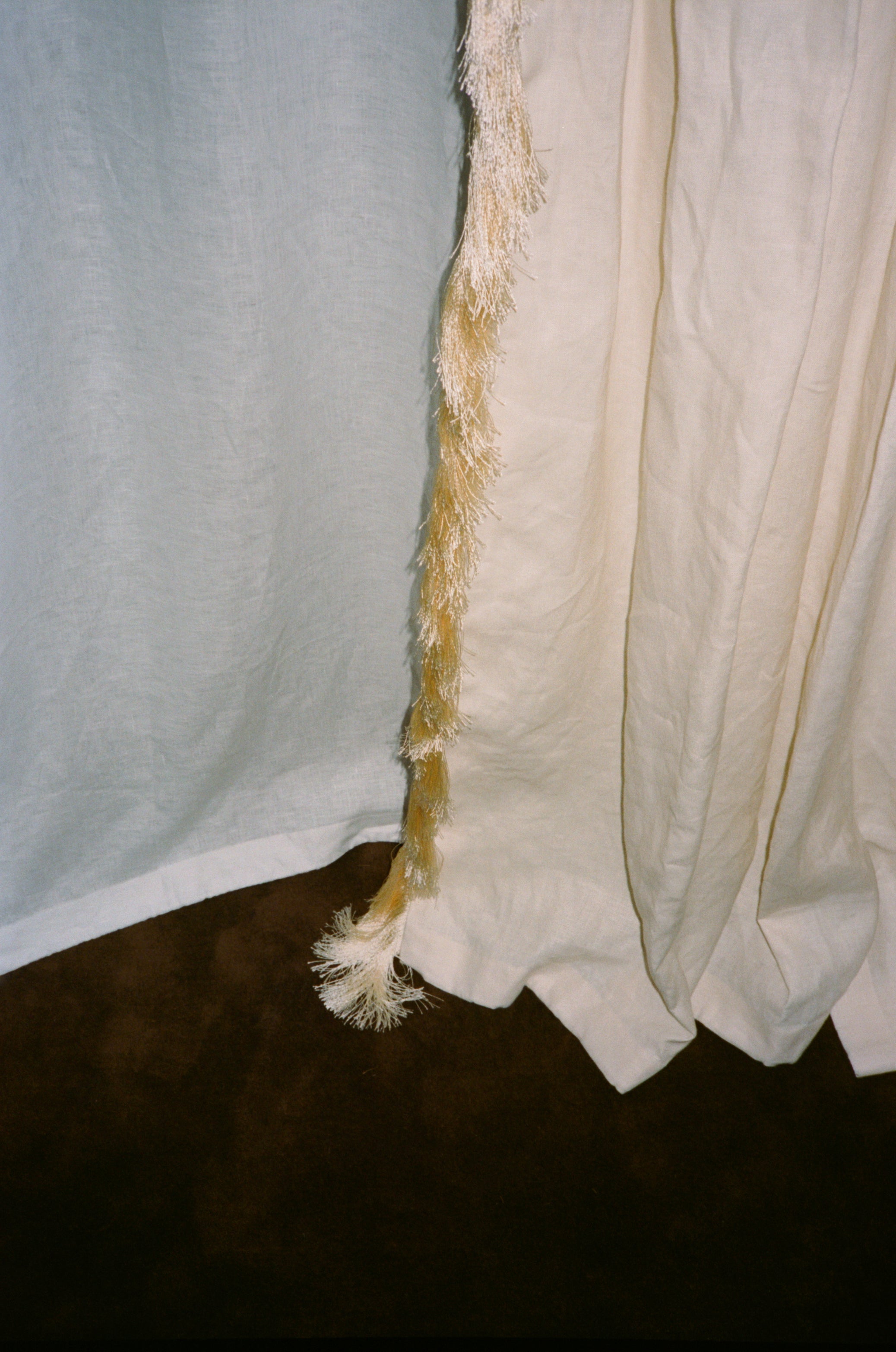 Cut fringe - champagne