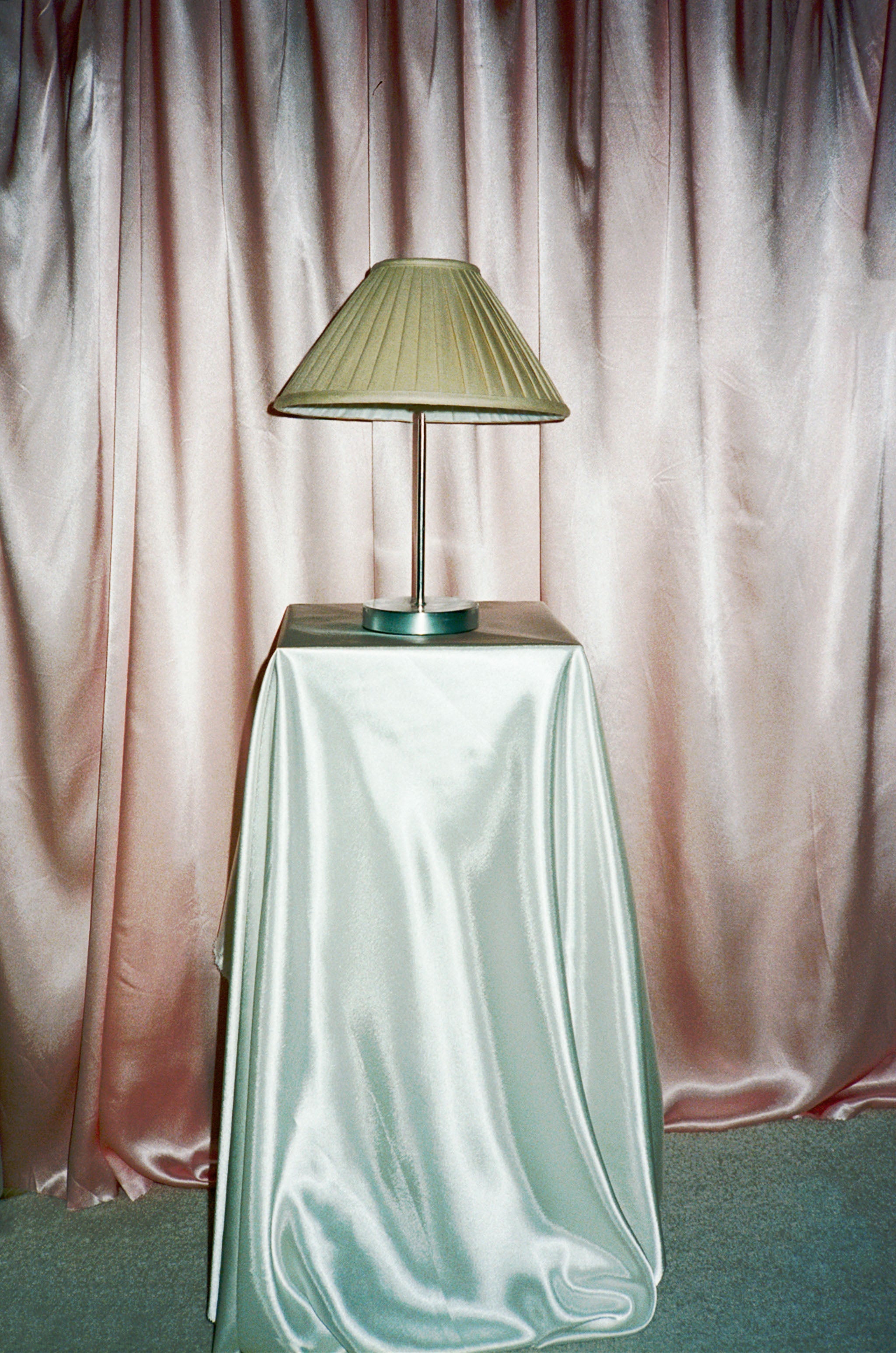 The coolie lampshade - knife pleat - hanbury cornsilk