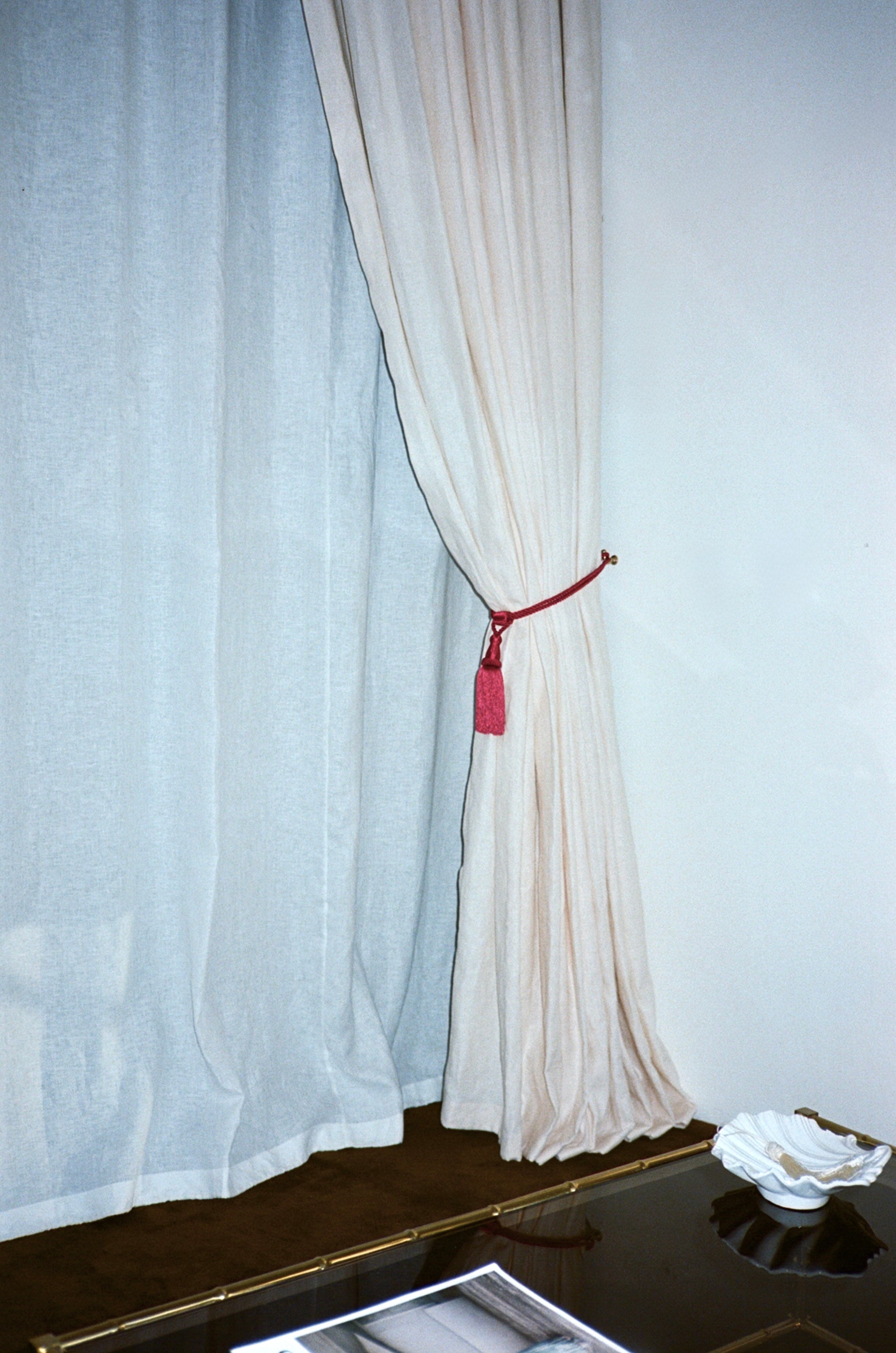 Curtain tie back - cherry