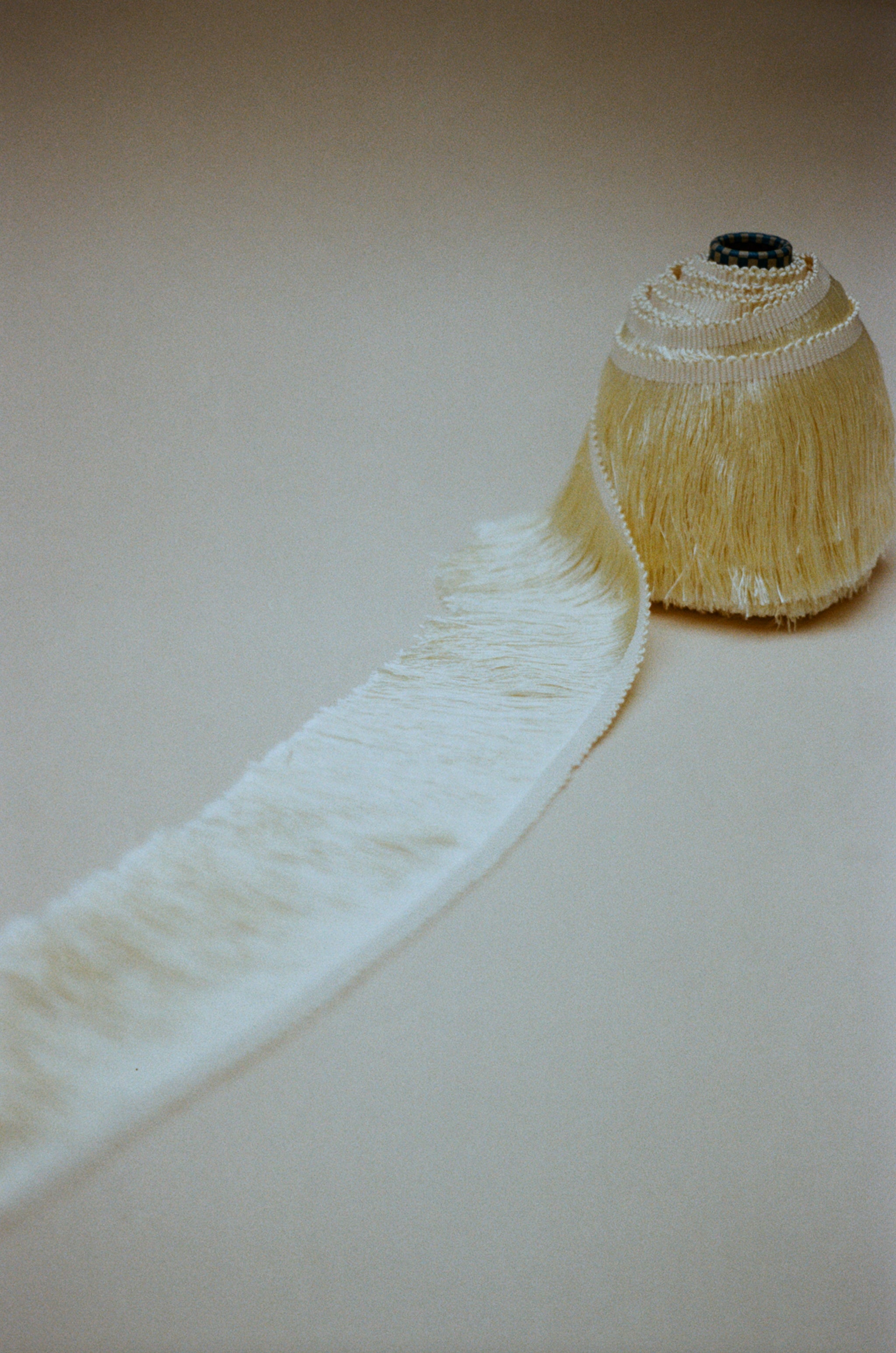 Cut fringe - champagne