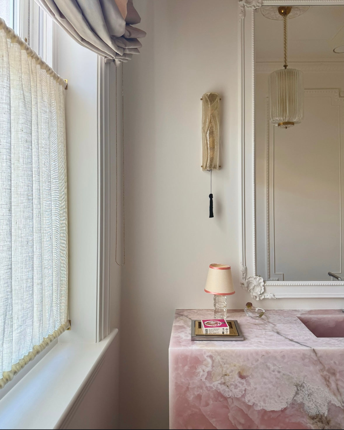 The piccolo - hanbury vellum - pink satin