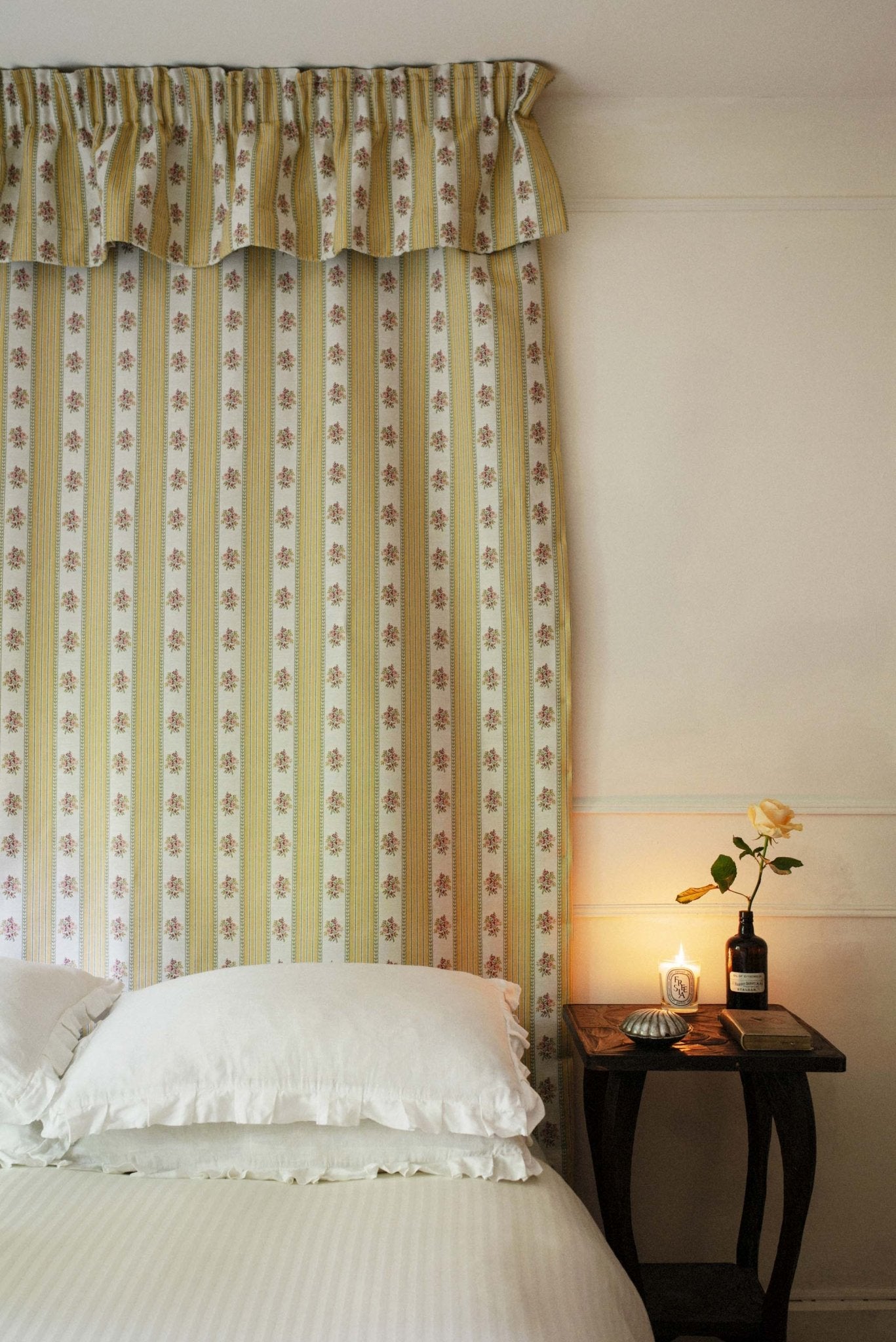 Sofa stripe 1 - butter - East London Cloth