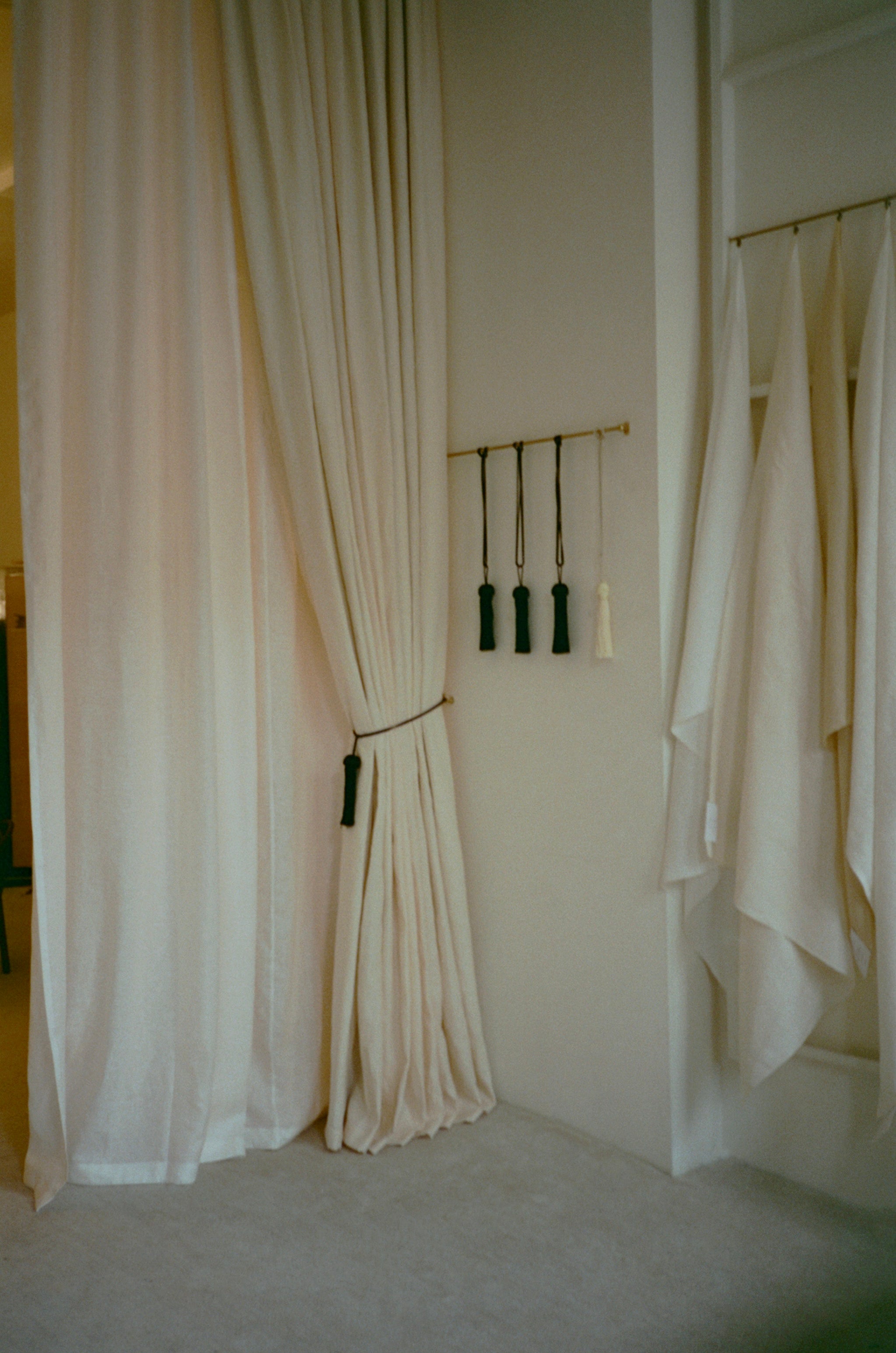 Curtain tie back - midnight